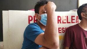 14 Tahun Lalu Oknum PNS Guru Pernah Cabulin Tetangga Trauma & Akhirnya Pindah Ke Padang