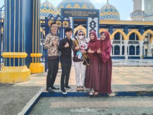 Peringati Hari Kartini BEM Stiebi Beri Kejutan Untuk Kartini Stiebi Prana Putra