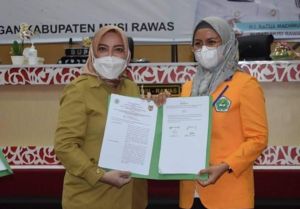 Penandatanganan MOU Antara Pemkab Mura Dan STIEBI Prana Putra