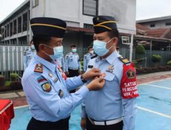 Lapas Kelas IIA Lubuklinggau Laksanakan Penyematan Pin “Siap WBK”.