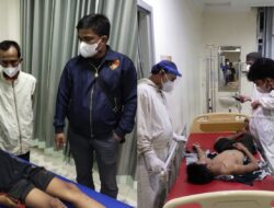 Polisi Bubarkan Aksi Tawuran yang Meresahkan Masyarakat, Serta Bantu korban Patah Kaki