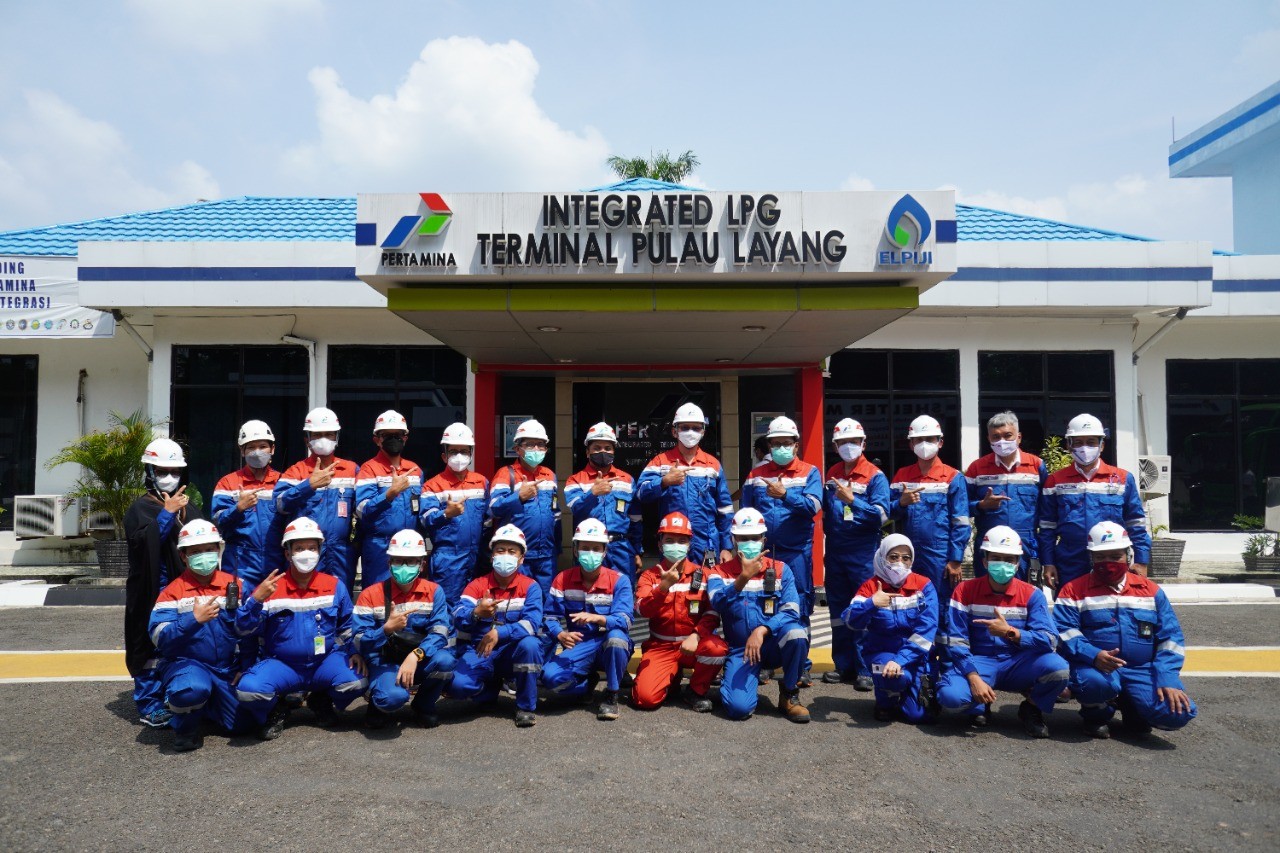 Pastikan Layanan Distribusi Energi Optimal, Komut Pertamina Kunjungi Depot LPG Pulau Layang dan IT Palembang