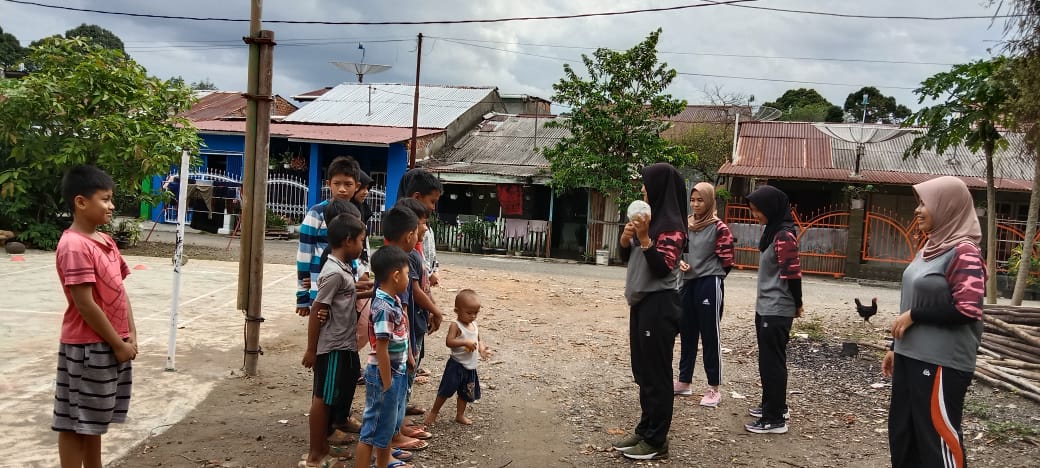 Sosialisasi Permainan Tradisional Dikalangan Anak-anak Kelurahan Taba Lestari Kota Lubuklinggau