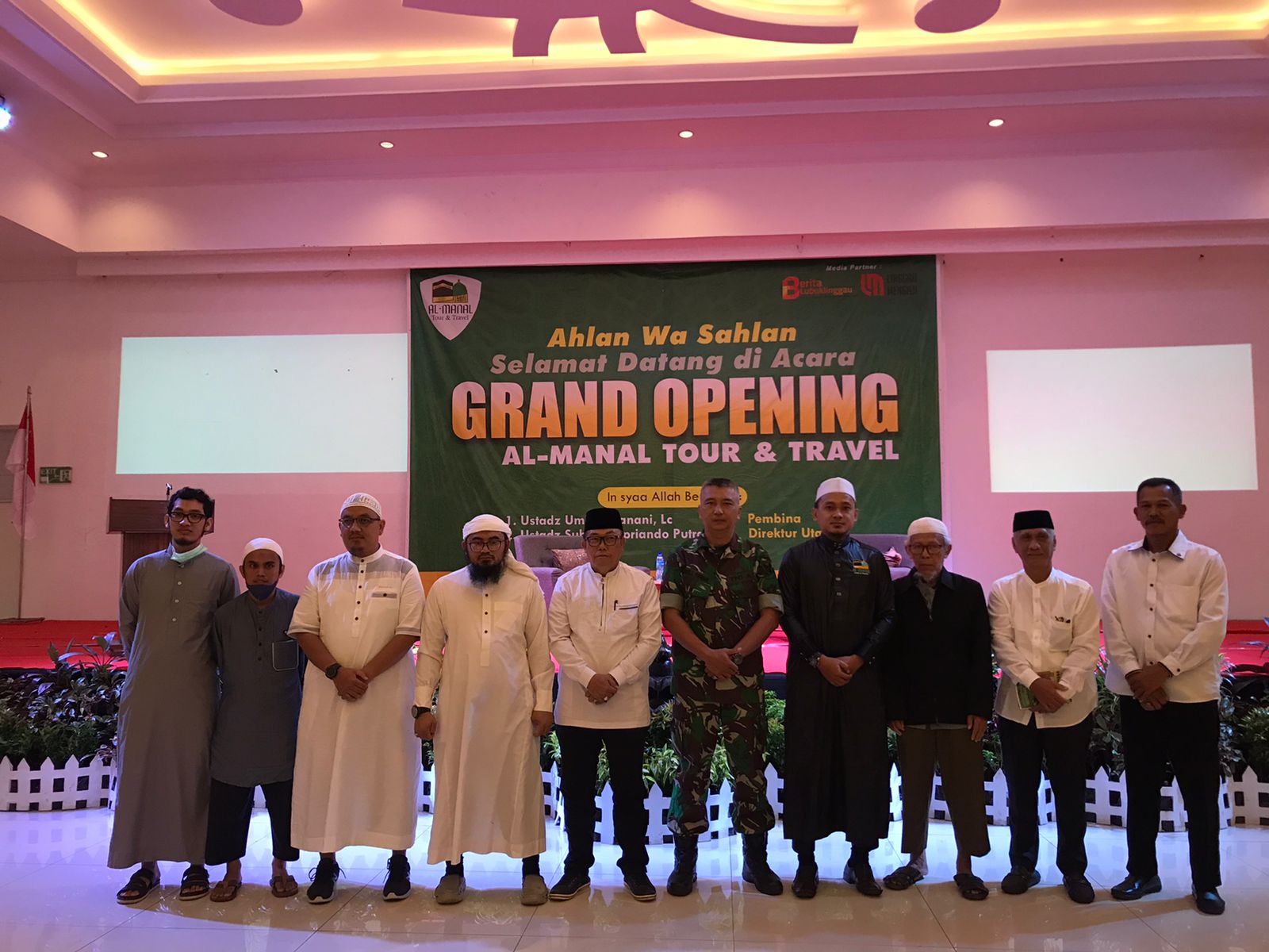 Grand Opening Al Manal Tour & Travel Biro Perjalanan Ke Tanah Suci Sesuai Sunnah Nabi