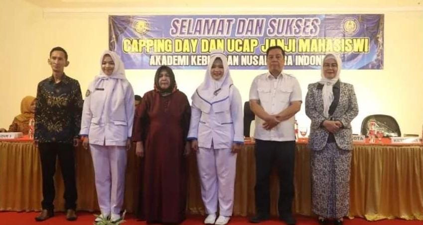 Pj Sekda Hadiri Acara Capping Day Akbid Nusantara