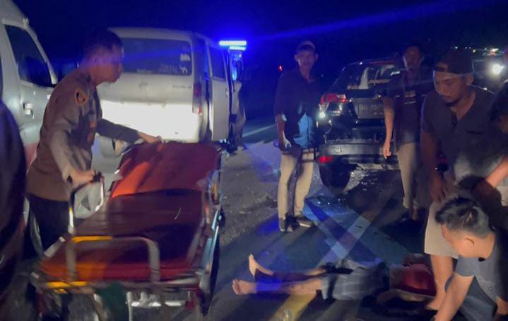 Kapolres Musi Rawas Terjun Langsung Bantu Evakuasi Korban Kecelakaan Lalulintas