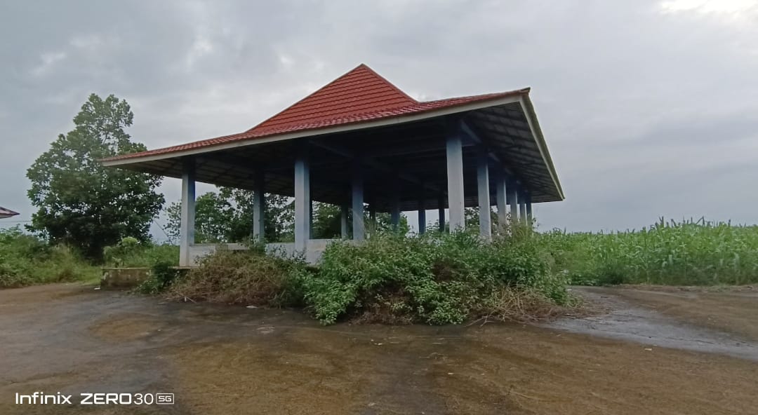 Terlindungi: Dibangun Dengan Uang Rakyat Namun Tidak Dimanfaatkan Untuk Rakyat, Inilah Pasar Rahma yang Terbengkalai Penuh Semak Belukar