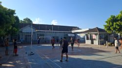 Jaga Kebugaran, Warga Binaan Lapas Muara Beliti Antusias Ikuti Pembinaan Jasmani Lewat Voli dan Badminton