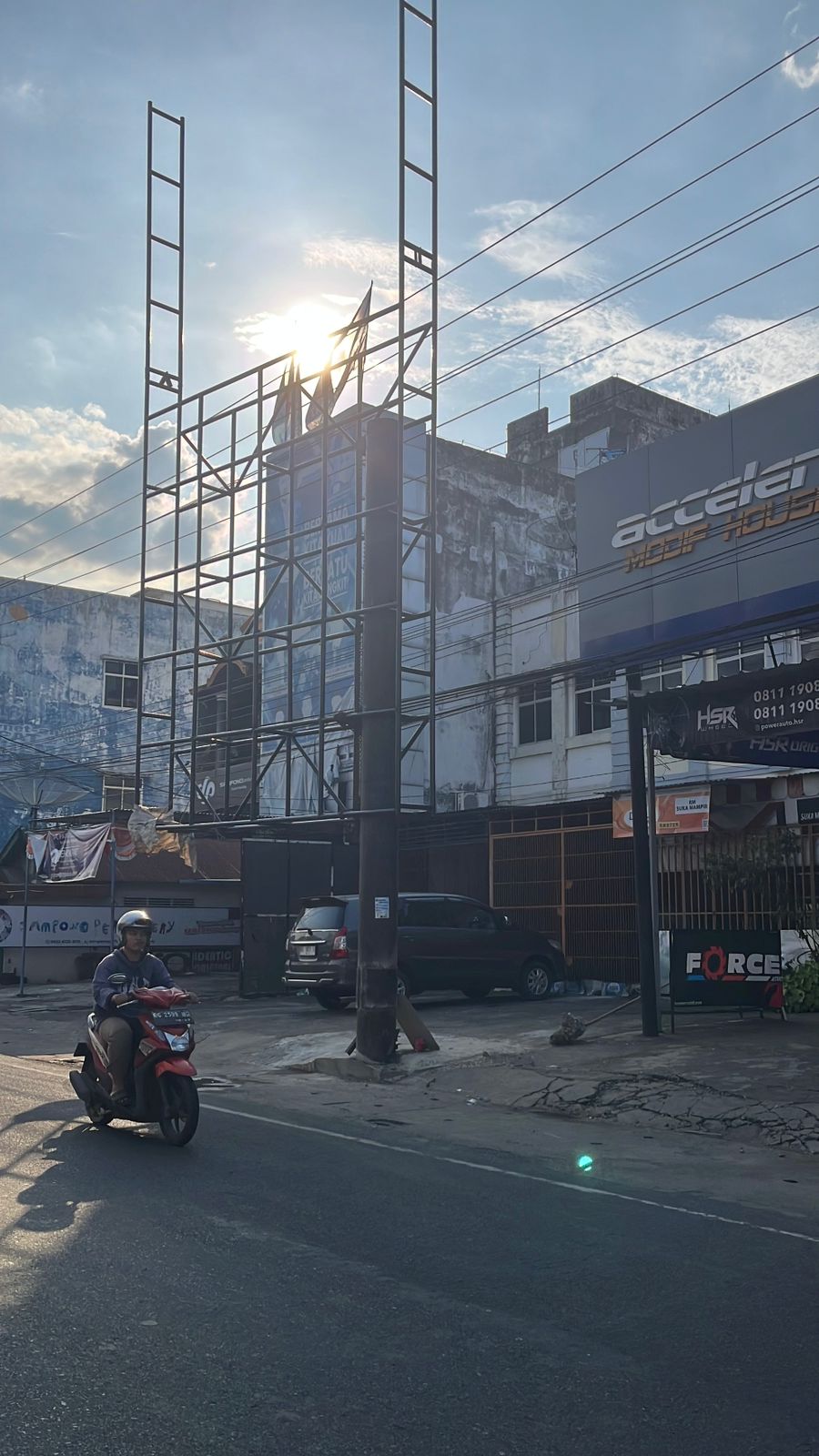 Reklame Diduga Tak Sesuai Ketentuan, DPMPTSP Kota Lubuklinggau Hentikan Sementara Pembangunan